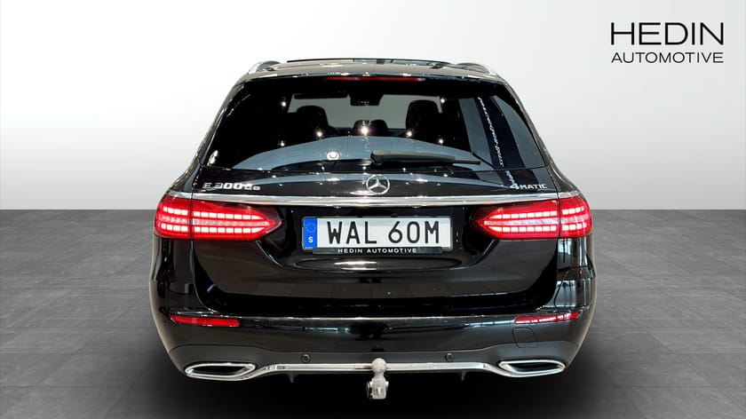 Bild 5 av Mercedes-Benz E 300 T de 4MATIC 300de | AMG | Burmester | Pano | 360kam | 306hk