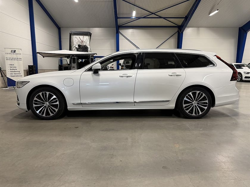 Bild 3 av Volvo V90 Recharge T6 350 HK AWD / Drag / Leasebar /
