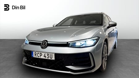 Volkswagen Passat Variant eHybrid R-Line DSG Drag/P-värmare/Panorama