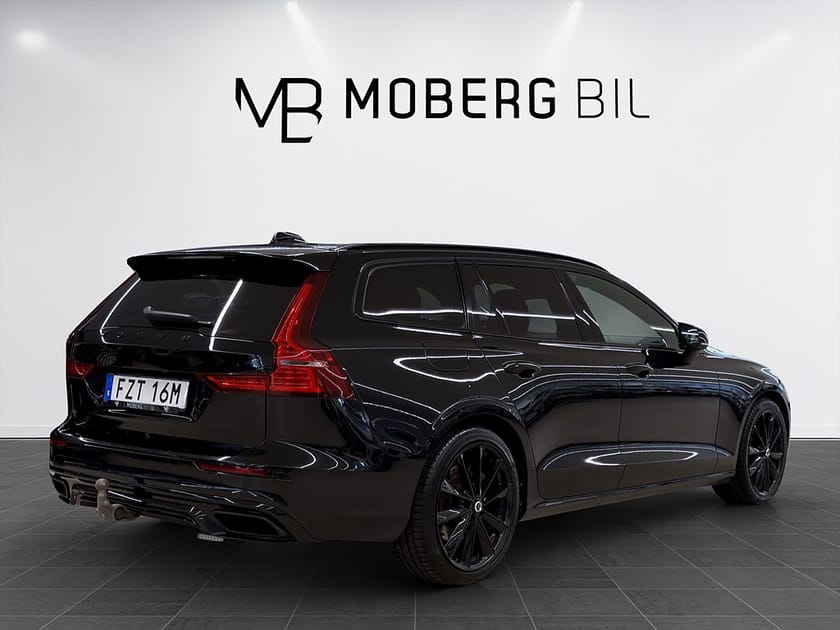 Bild 5 av Volvo V60 Recharge T6 340hk R-Design HUD 360 H/K B-Kamera