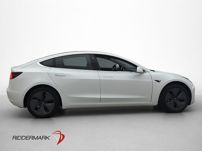 Bild 5 av Tesla Model 3 Standard Range Plus Dragkrok Autopilot En-Brukare