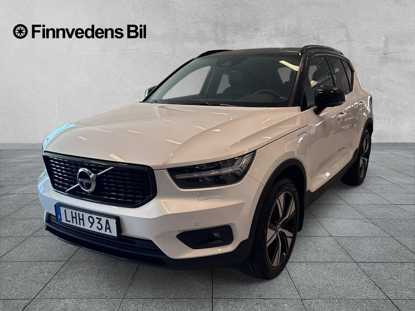 Bild 1 av Volvo XC40 Recharge T5 R-Design(V-hjul, Drag, Pano)