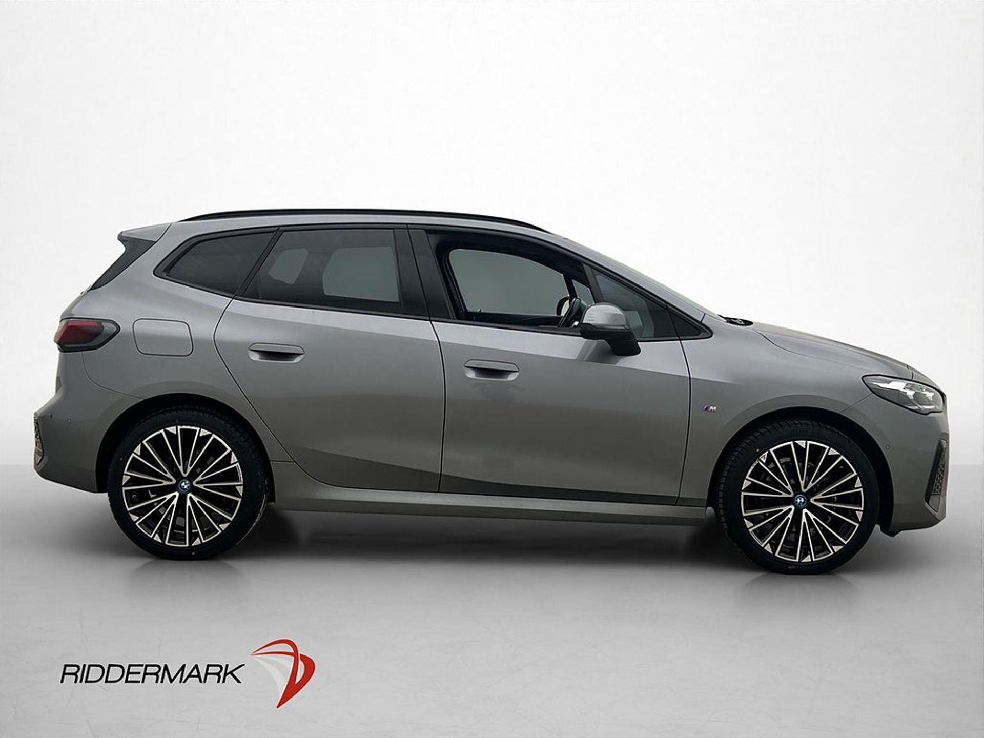 BMW 225 e xDrive M Sport MOMS Pano Wide 2023, bild 6/38