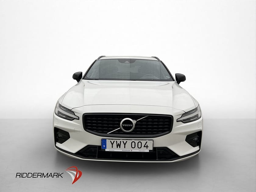 Bild 2 av Volvo V60 D4 AWD R-Design Värmare HuD Skinn Kamera Drag