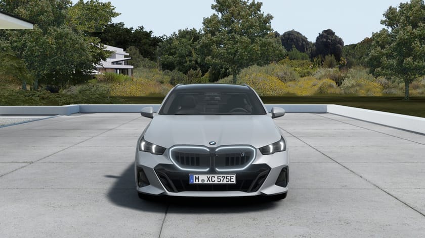 Bild 3 av BMW i5 xDrive40 Touring M Sport Pro Supercharged Drag DA Pro B W