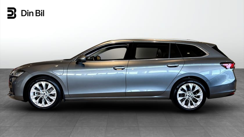 Bild 2 av Škoda Superb iV Kombi SELECTION TSI 204 DSG (Laddhybrid)