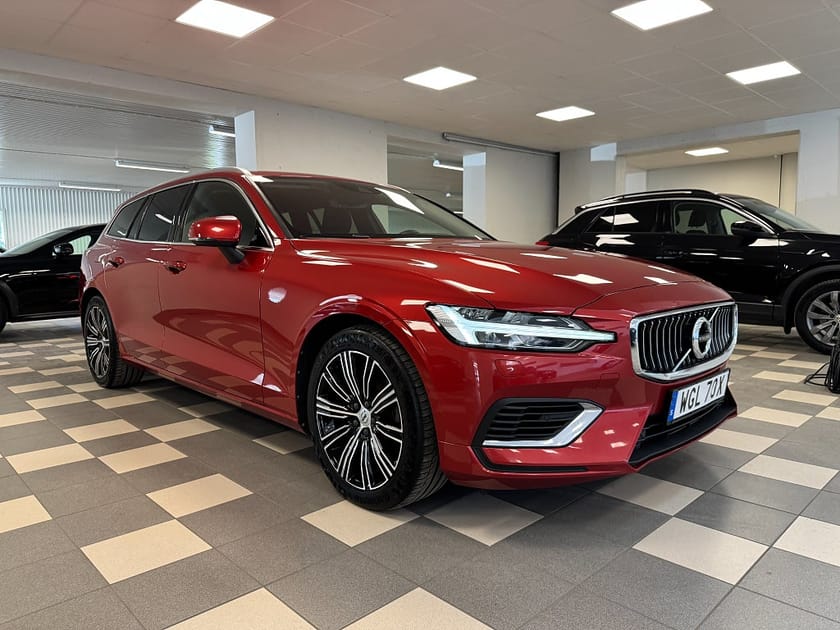 Bild 4 av Volvo V60 Recharge T6 AWD 350 Hk Geartronic VOC Drag