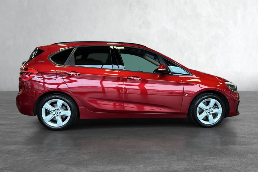 Bilde 4 av BMW 225xe Active Tourer iPerformance / 4WD / NAVI / RYGGEKAMERA