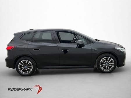 BMW 225e xDrive Active Tourer 245hk M Sport H/K Kamera Drag