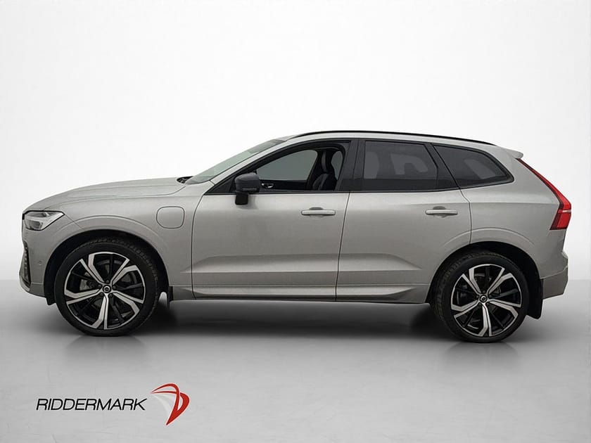 Bild 4 av Volvo XC60 Recharge T6 AWD Plus Dark VOC Pano H/K 360° Skinn