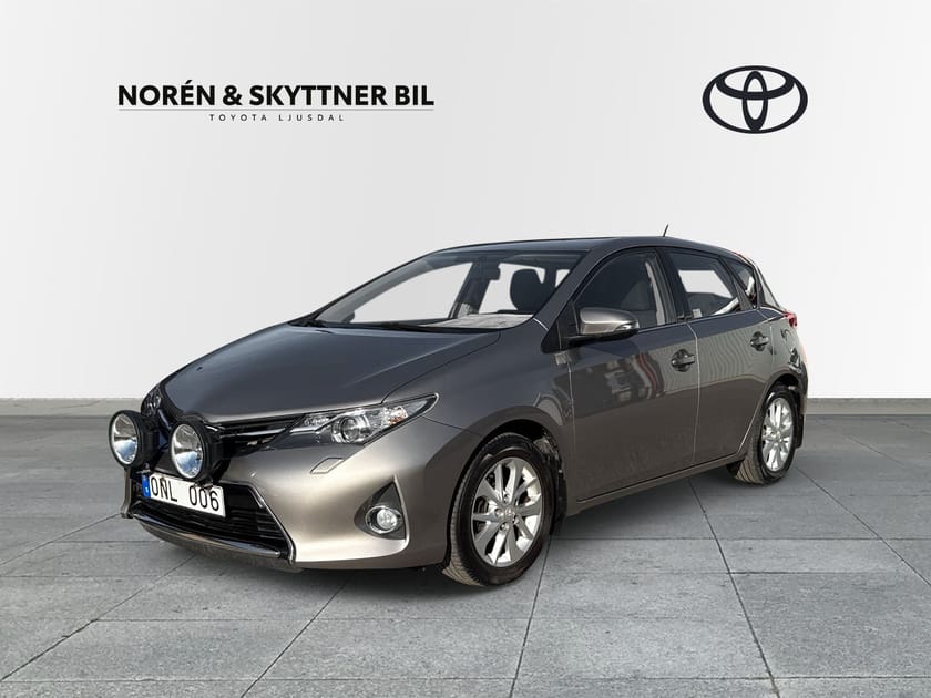 Bild 1 av Toyota Auris 1.6 Automat /Vhjul