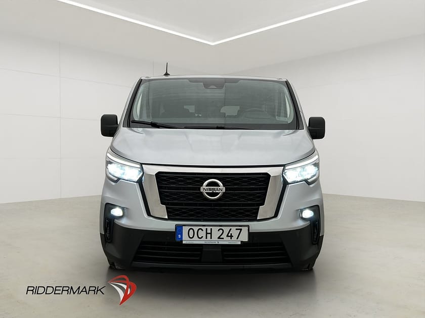 Bild 5 av Nissan Primastar Crew Lång Drag B-kam LED 9-Sit CARPLAY Moms