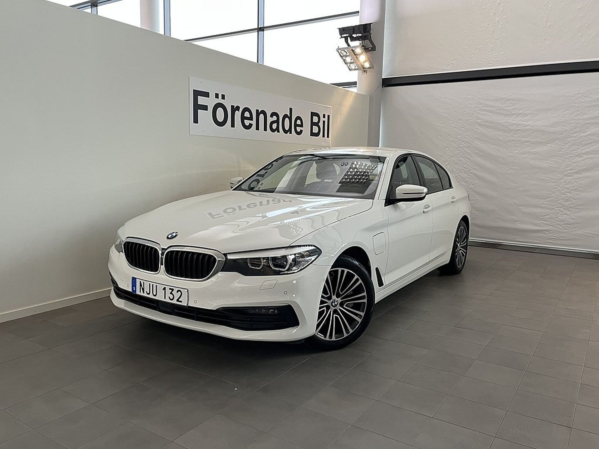 BMW 530