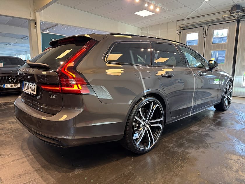 Bild 3 av Volvo V90
