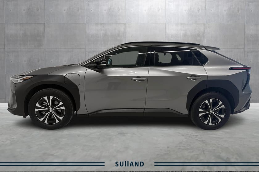Bilde 2 av Toyota bZ4X Lav km! - Executive AWD - 218hk,