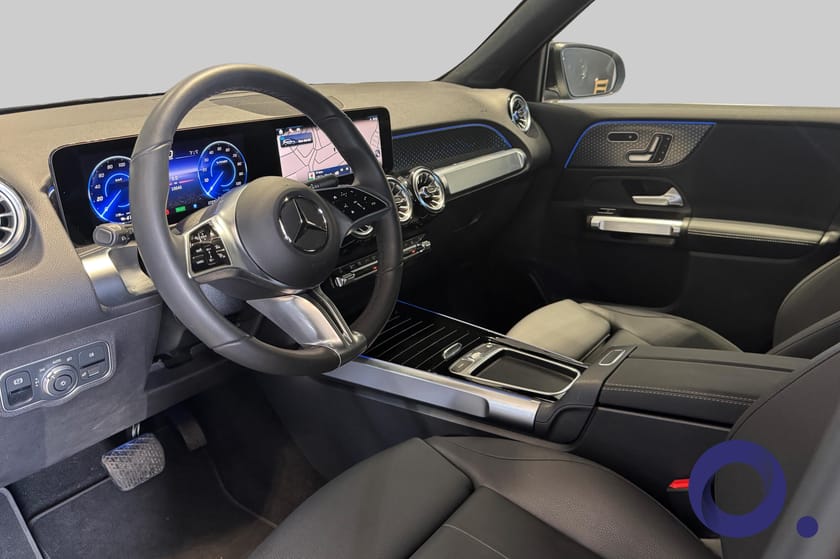 Bilde 2 av Mercedes-Benz EQB 300 4MATIC Progressive Line / DISTRONIC / KROK / GODT UTSTYRT! /