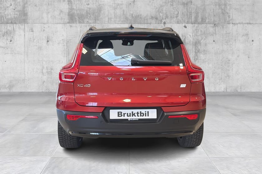 Bilde 4 av Volvo XC40 Recharge Twin P8 Pure electric / H&K / 360° / Pano ++