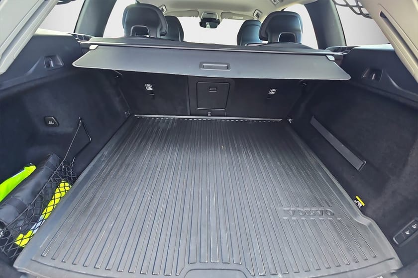 Bild 3 av Volvo XC60 D4 AWD Pro Edition-Skinn,Nav,B-Kam,Drag,D-Värm