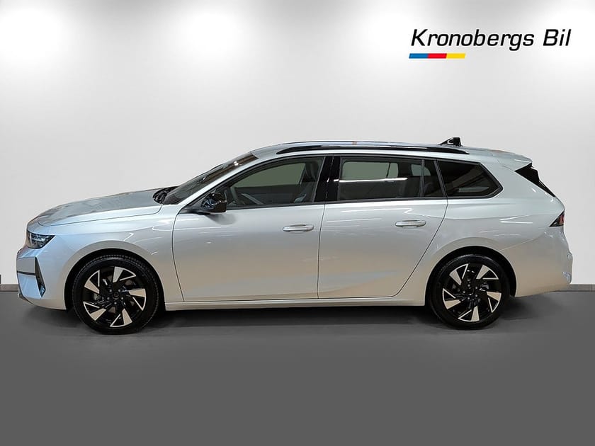 Bild 4 av Opel Astra Sports Tourer Hybrid 145 145hk 1.2 Turbo Automat