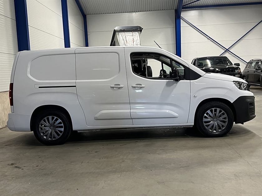 Bild 4 av Peugeot e-Partner L2 136 HK / Leasebar / Drag / Backkamera /