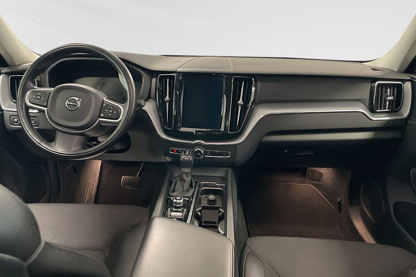Bild 5 av Volvo XC60 T5 AWD Momentum Advanced SE