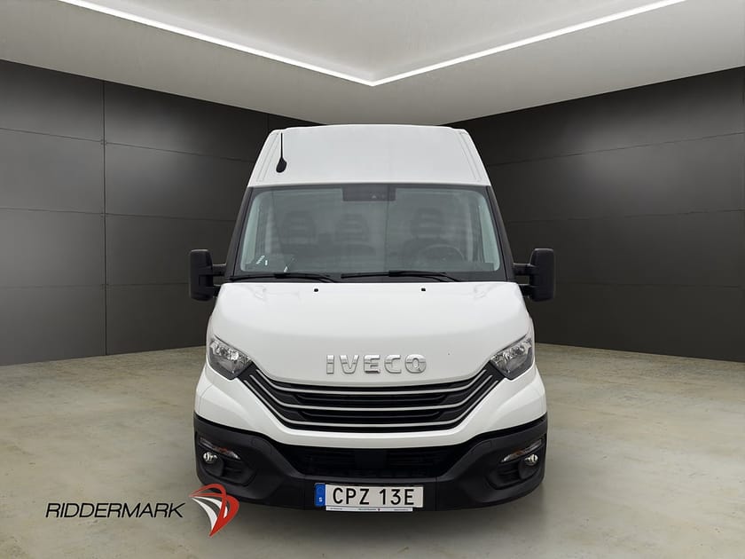Bild 3 av Iveco Daily 35-140 Van L3H2 2.3JTD 136hk Värmare 3-Sit Farthållare Moms