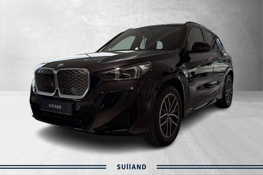 Bilde 1 av BMW iX1 xDrive30 Fully charged/ M sport / Harman / Hengerfeste