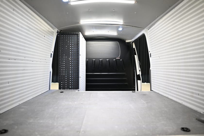 Bild 4 av Volkswagen Transporter 4M 150HK DSG L2|Nedlackad|LED|Dubbeldörr|Dubbelgolv