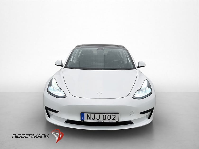 Bild 2 av Tesla Model 3 Standard Range Autopilot Pano Rattvärme MOMS