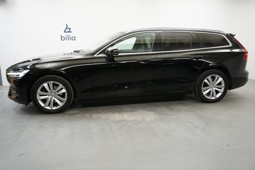 Bild 2 av Volvo V60 D3 Momentum Pro Edition, Förarstol elmanövrerad, Dragkrok