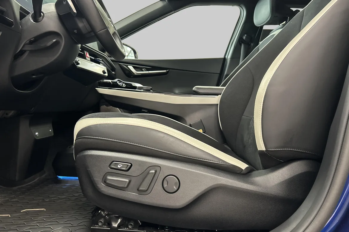 picture of a car