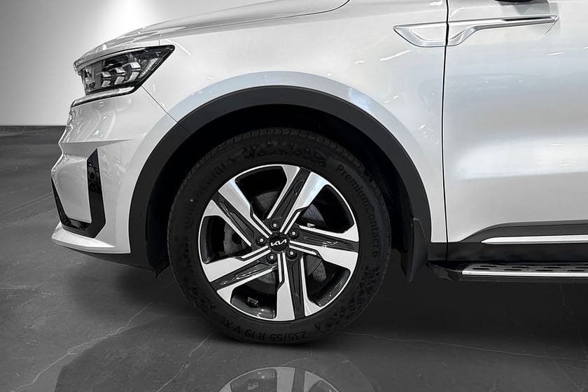 Bild 2 av Kia Sorento PHEV 265hk AWD Action 7-sits CarPlay Adapt Nyserv Moms