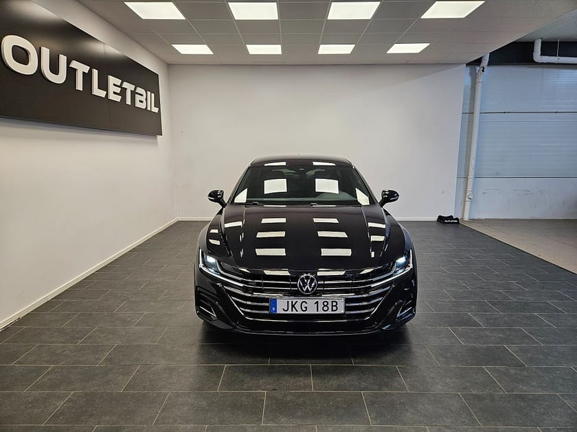 Bild 4 av Volkswagen Arteon eHybrid Shooting Brake R-Line 218hk Cockpit Drag MOMS