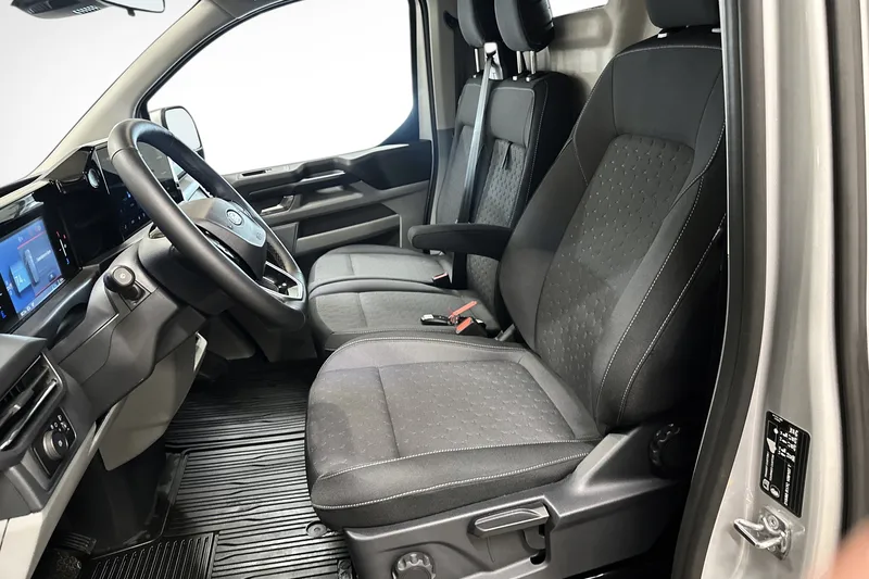 Ford E-Transit Custom 320 bilde 11