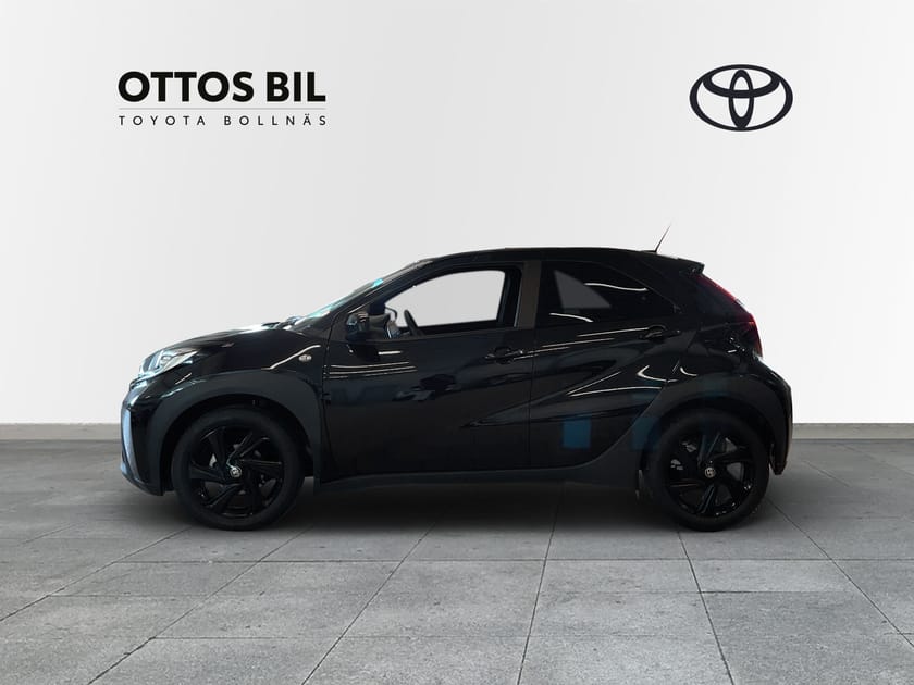 Bild 4 av Toyota Aygo X 1.0 VVT-i Manuell, 72hk - Play Comfort & Style Pack / V-hjul, MoK