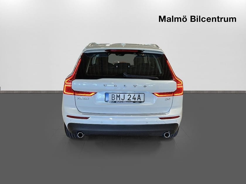 Bild 3 av Volvo XC60 B4 197 hk Geartronic Momentum Advanced Dragkrok