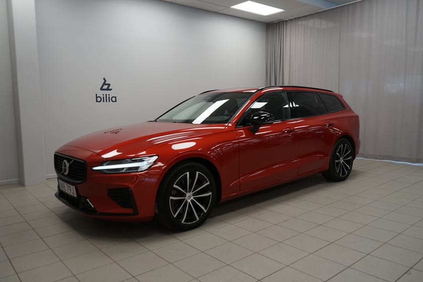 Bild 1 av Volvo V60 Recharge T8 Plus Dark | 360| HarmanKardon |