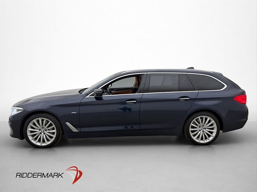 Bild 4 av BMW 530d xDrive Touring 530 265hk Luxury Line Pano Drag 360° HUD Skinn