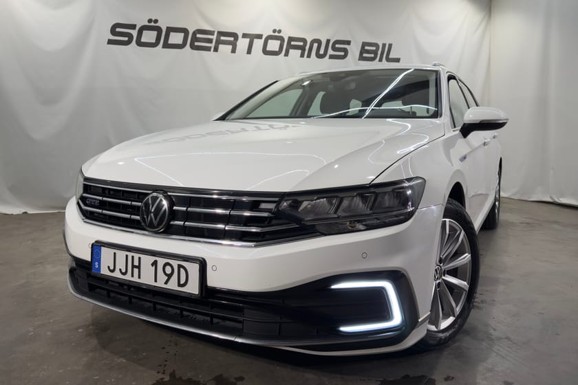 Bild 2 av Volkswagen Passat Sportscombi GTE 1.4 TSI DRAG VÄRMARE KAMERA MOMSBIL