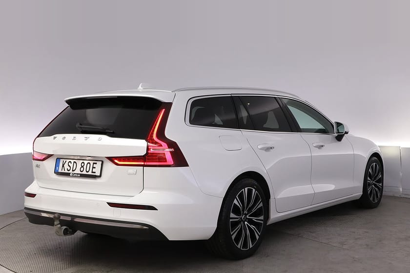 Bild 5 av Volvo V60 Recharge T6 AWD Core Bright Kamera Drag AdapFarth