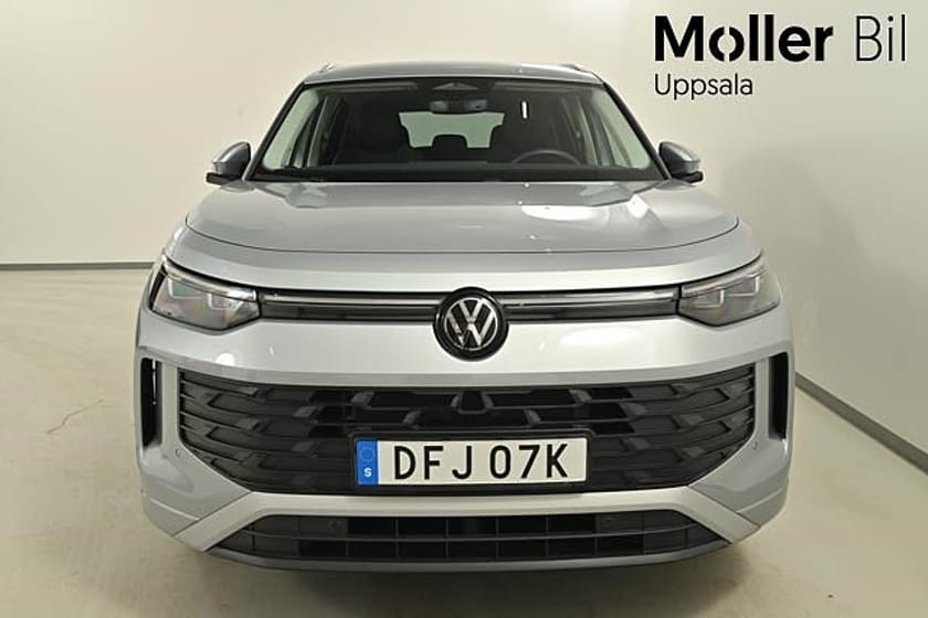 Bild 5 av Volkswagen Tayron eHybrid LIFE 1.5 204hk. Drag, Värmare, Adaptiv fa