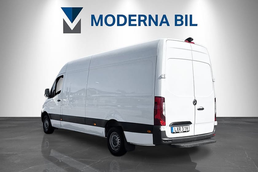 Bild 3 av Mercedes-Benz Sprinter 317 CDI RWD Panel Van L3 Moms Värmare 3-sits B-kam APC 170hk