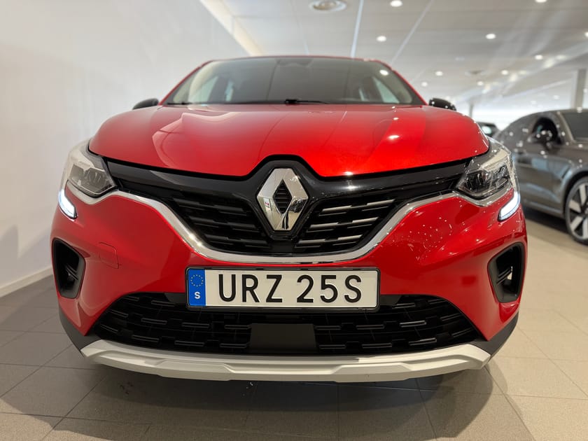 Bild 2 av Renault Captur TCe 90 Equilibre CVT II 5-d / Sensorer / Farthållare / 10 000kr tillbehör /