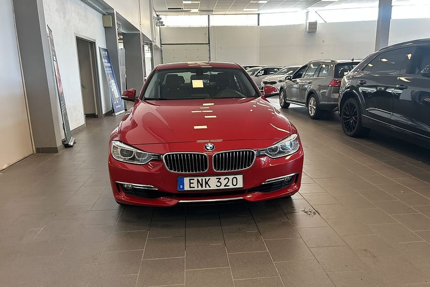 Bild 3 av BMW 320i xDrive Sedan Aut Luxury Euro 6 Drag BT/SUPERDEAL 3,95%
