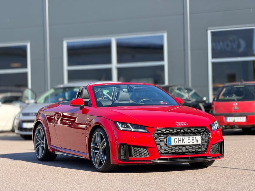 Bild 4 av Audi TT Roadster 40 TFSI S line Cockpit 197hk