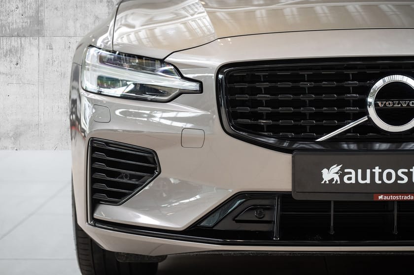 Bilde 3 av Volvo V60 Harman | Krok | Skinn | R.kam | Minne |