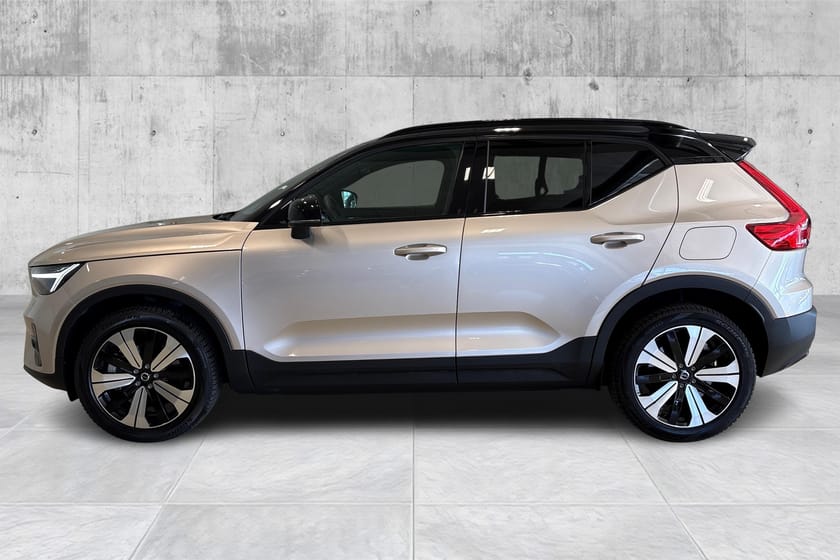 Bilde 2 av Volvo XC40 Recharge FWD Plus El.seter/ACC/Varmepumpe/Ryggekamera/Navi++