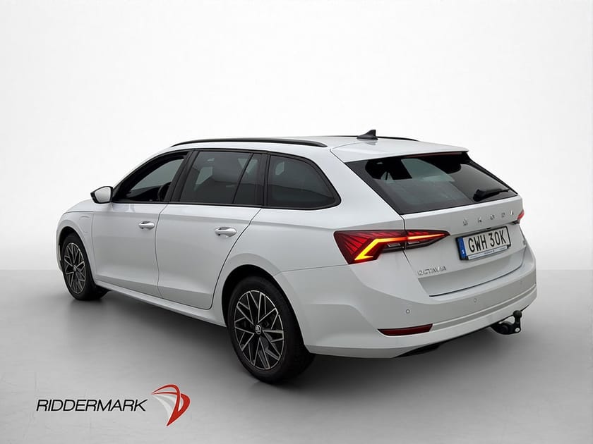 Bild 5 av Škoda Octavia Kombi iV Skoda 204hk Style Drag Kamera Cockpit Adapt
