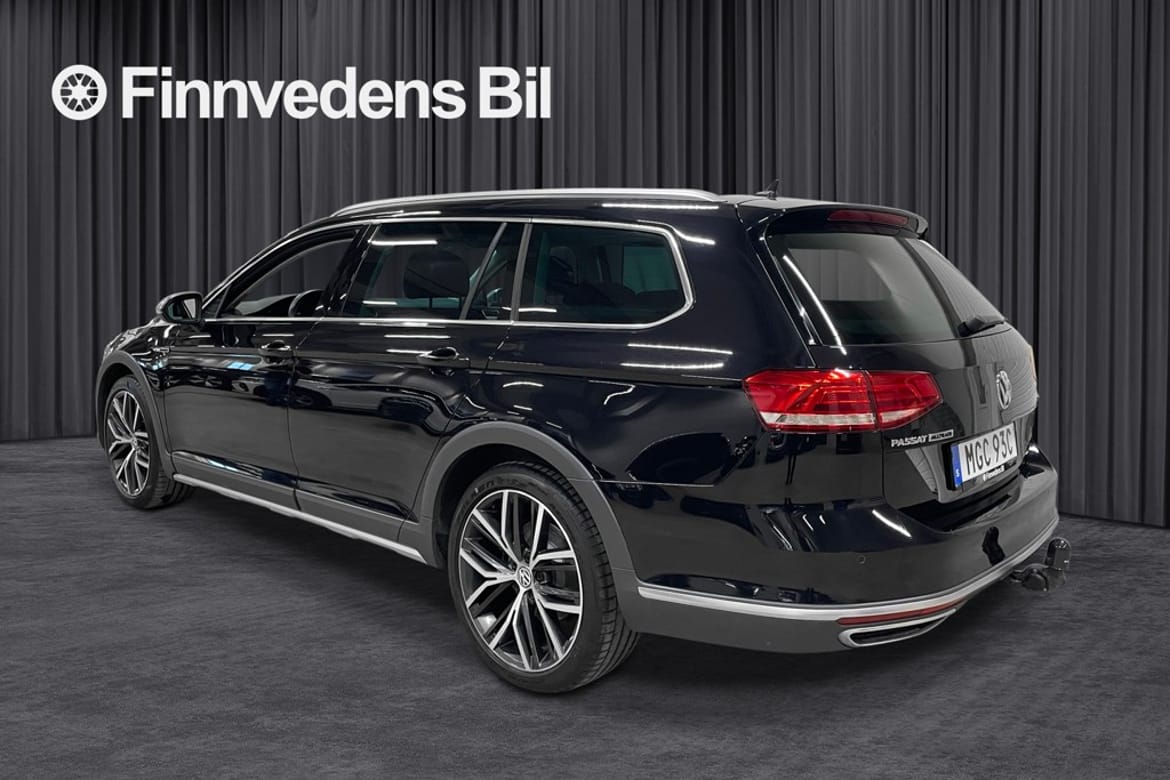 Volkswagen Passat 2019 - miniatyr 2