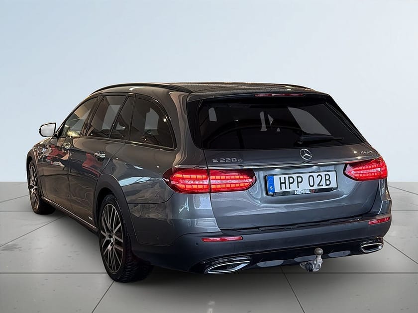 Bild 5 av Mercedes-Benz E 220 d 4MATIC All-Terrain 360/Burmester/Drag/SoV/Pano